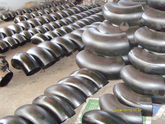 SCH60 SCH100 Bezszwowe kolano rurowe 45 stopni 325x8mm A403 WP304